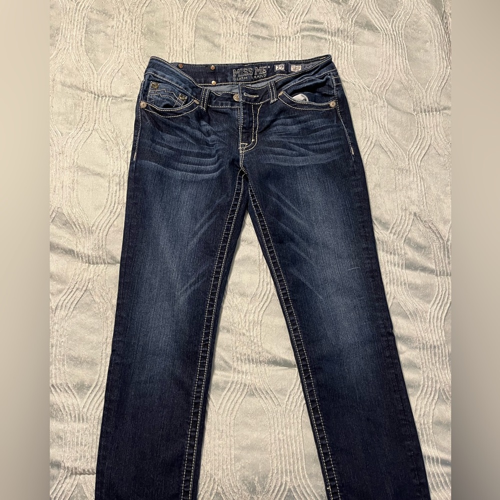 Miss Me Jeans. Dark Wash. Skinny Jeans. Have been worn 2x.